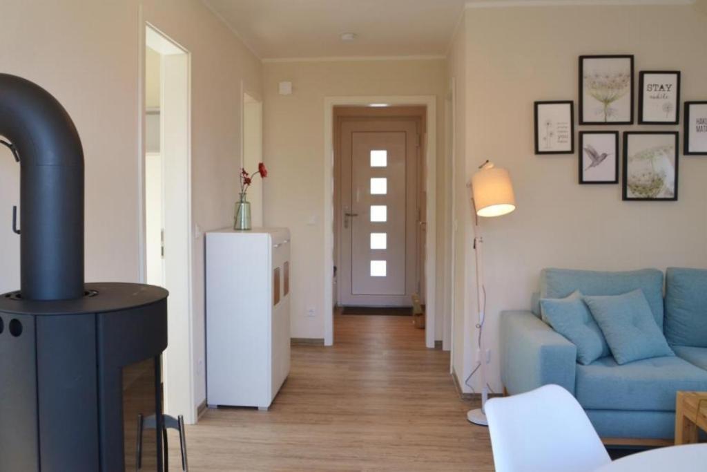 U16 Og - Komfortable Ferienwohnung Mit Kamin, Wlan Und Seeblick Marienfelde Kültér fotó